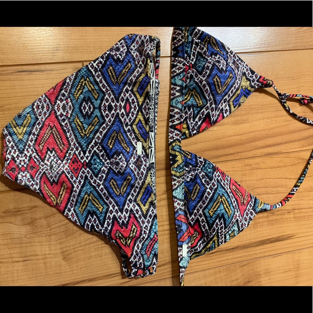 Reversible Roxy swimsuit - Picture 3 of 7